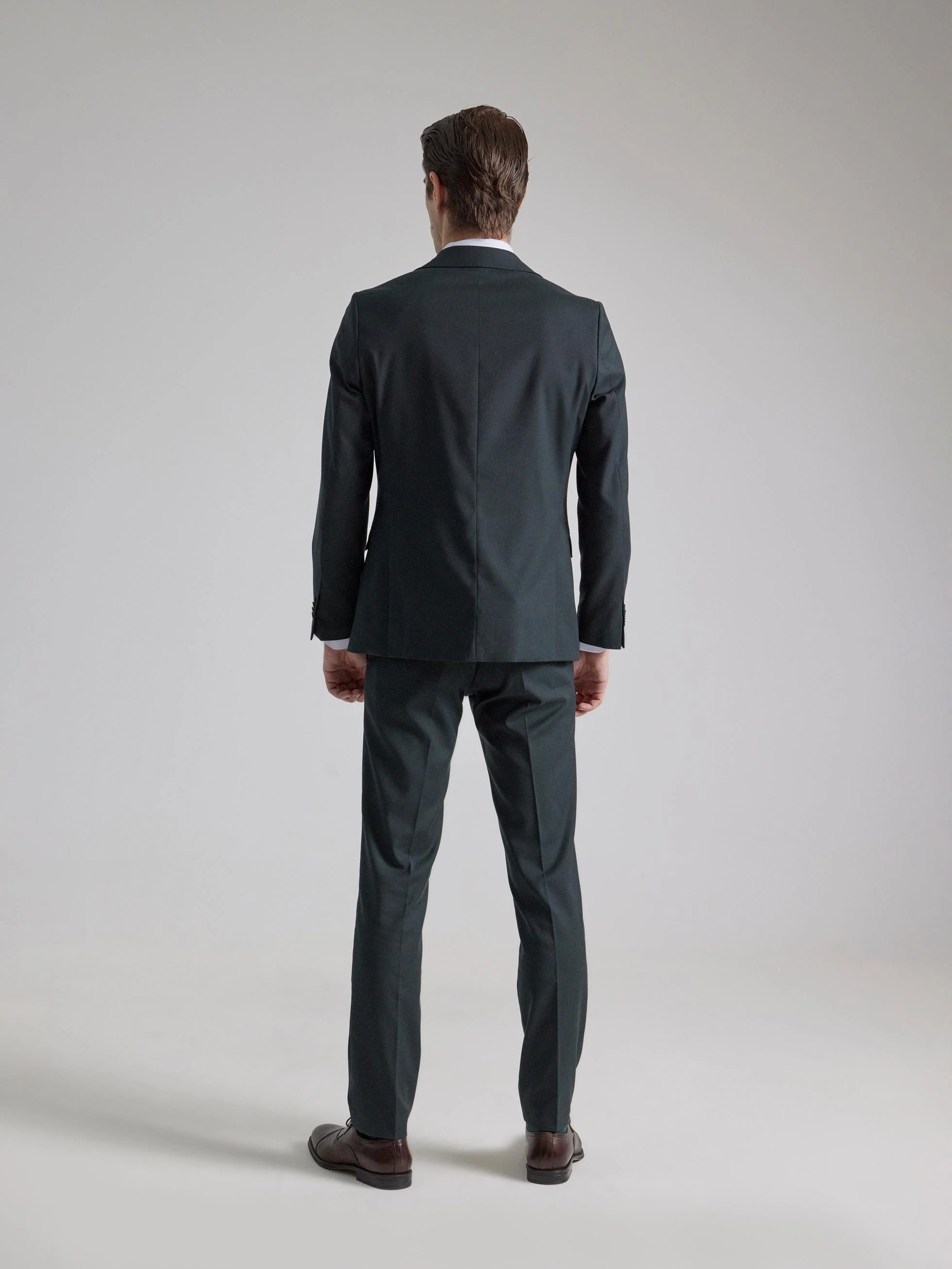 TRAJE MIL PUNTOS VERDE FOREST - Image 3