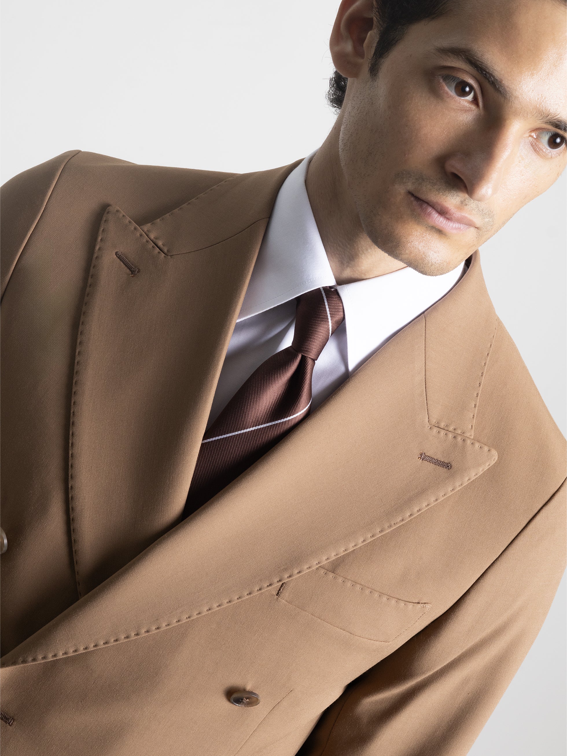 TRAJE CRUZADO TOSTADO - Image 4