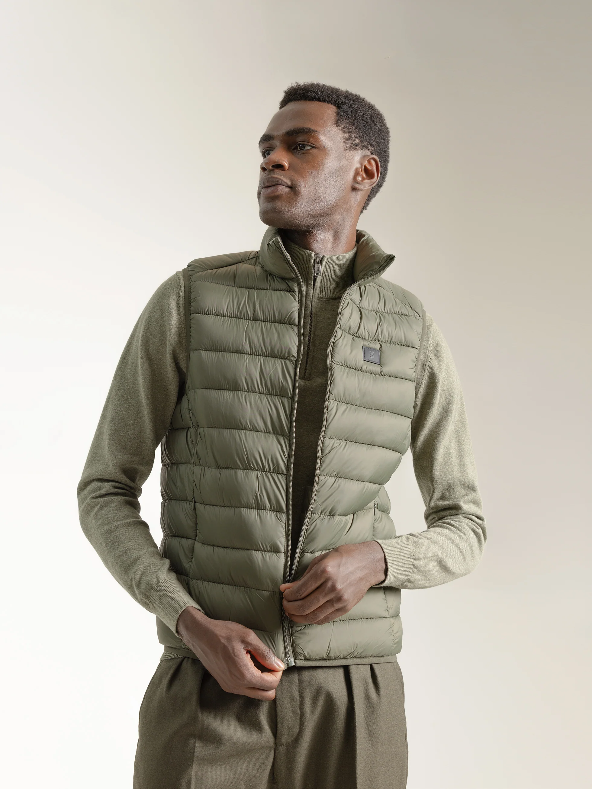 CHALECO ACOLCHADO ULTRA LIGHT MUSGO - Image 3